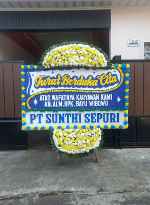 Papan Bunga Duka di Sejangkung