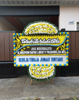 Papan Bunga Duka di Sejangkung